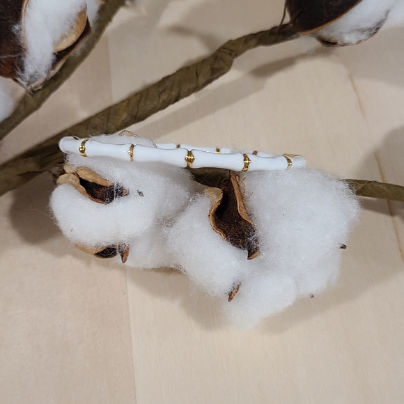 🤍💛NEW🤍💛 PRETTY!! SS WHITE and GOLD Bamboo Bangle Bracelet - Picture 8 of 14